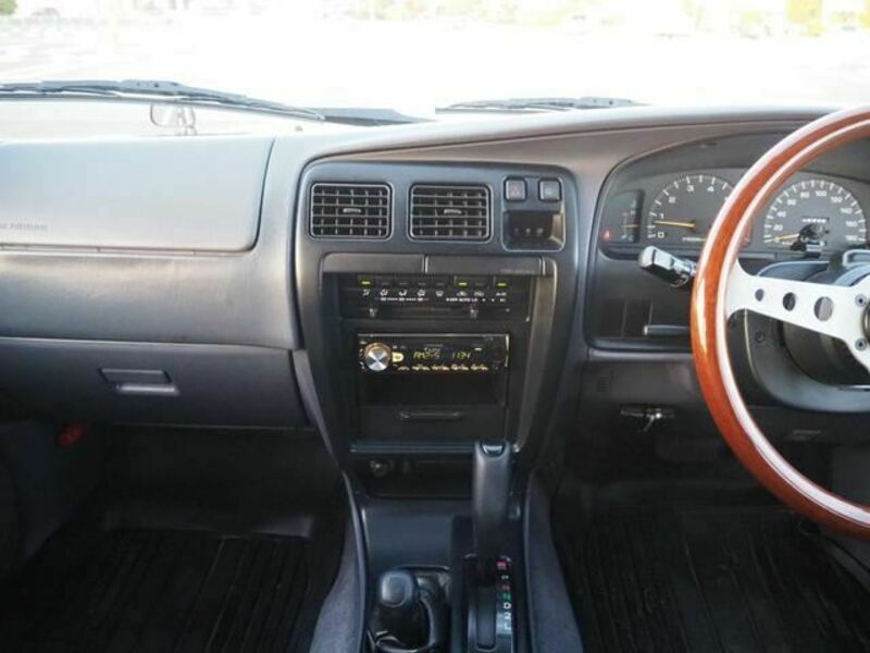HILUX SURF