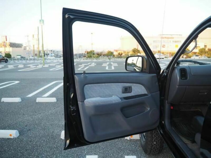 HILUX SURF