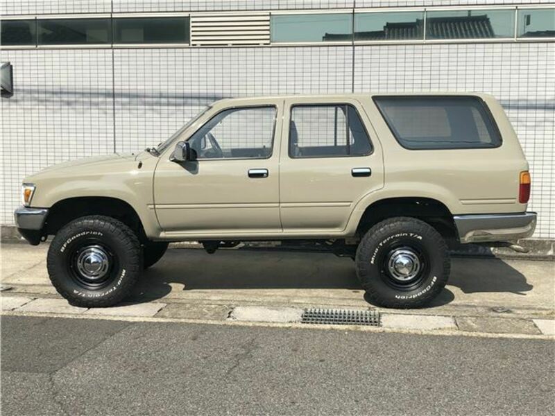 HILUX SURF