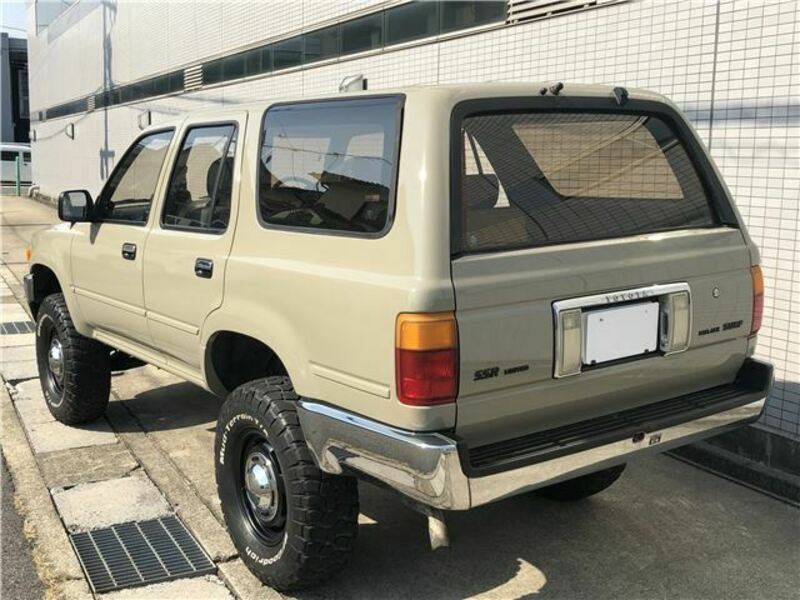 HILUX SURF