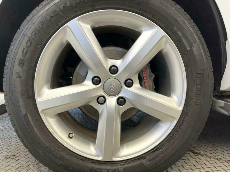 Q7