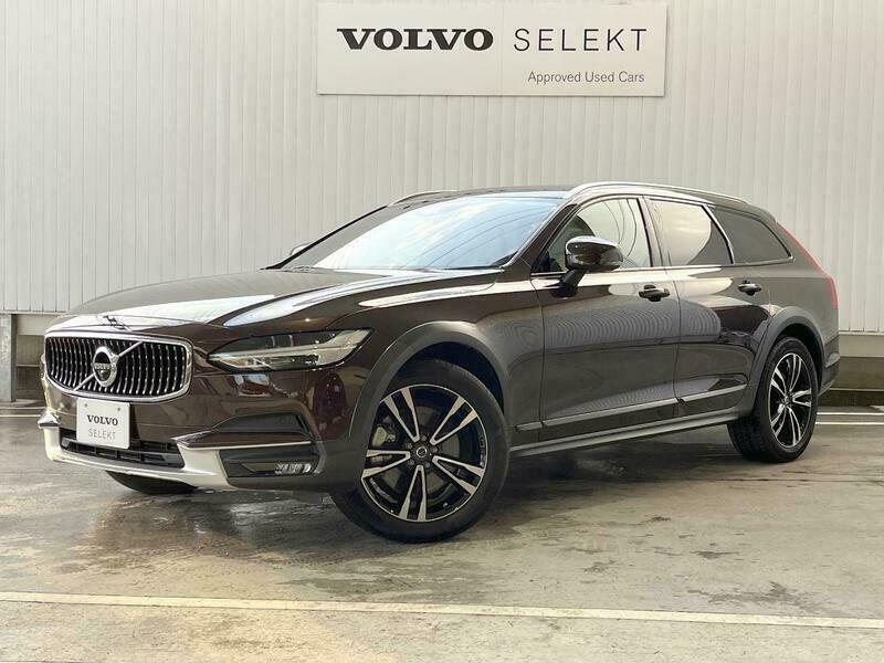 VOLVO　V90