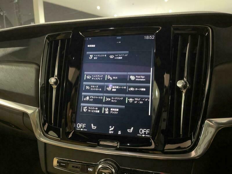 V90