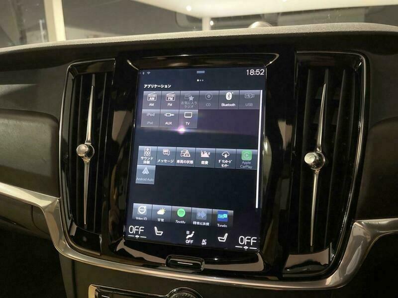 V90