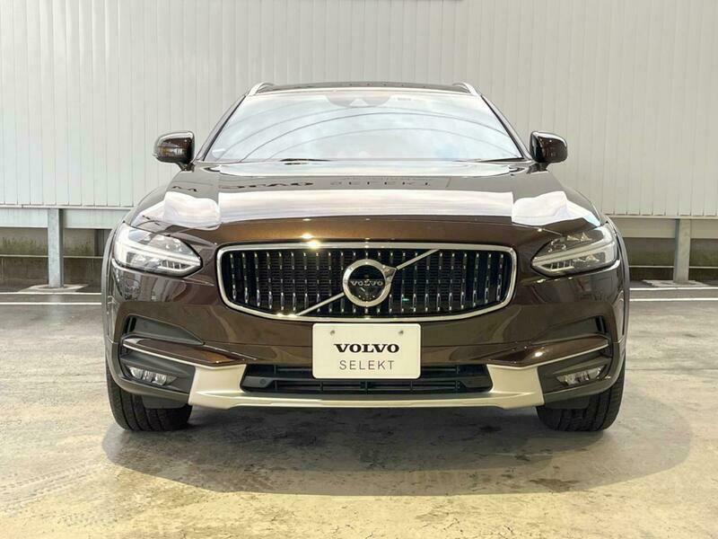 V90