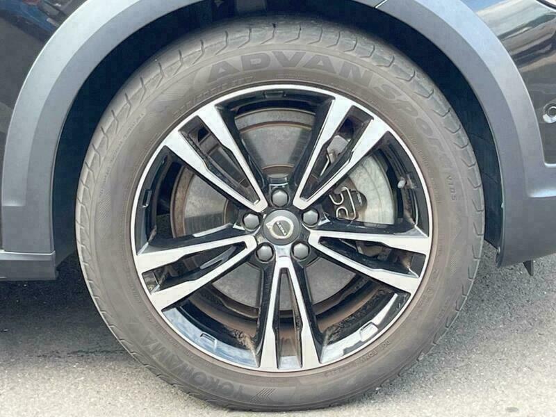 V90