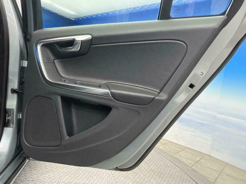 S60