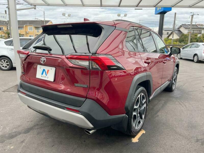 RAV4