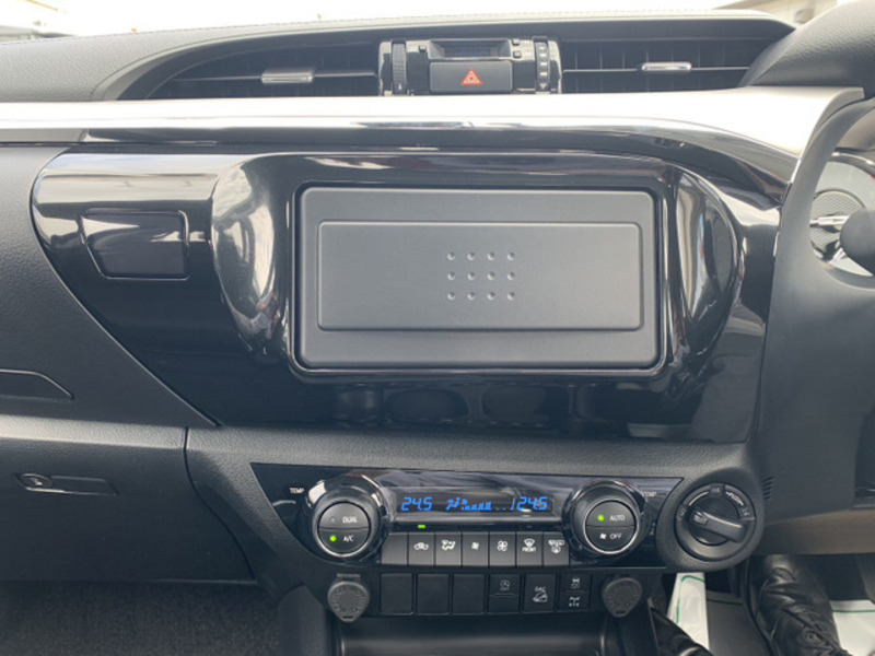 HILUX