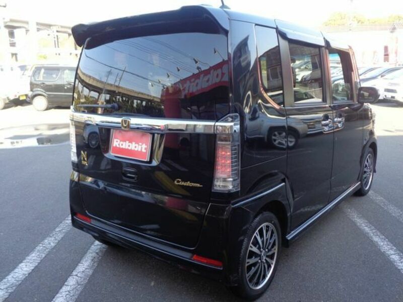 N BOX CUSTOM