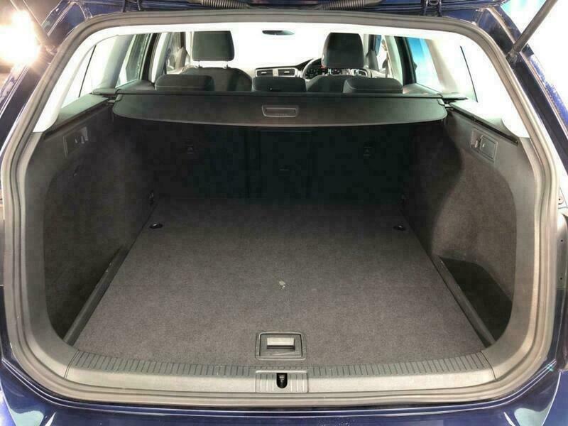 GOLF VARIANT