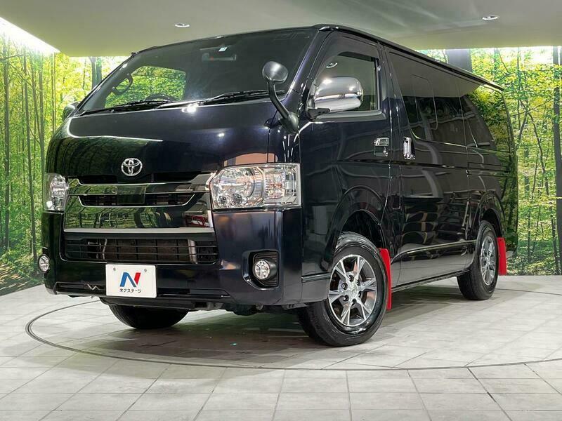 TOYOTA　Regiusace Van
