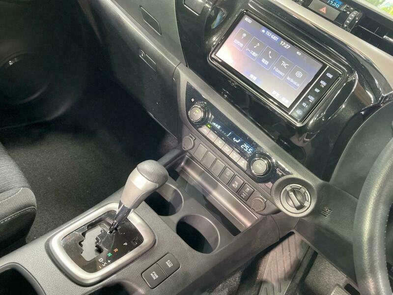 HILUX