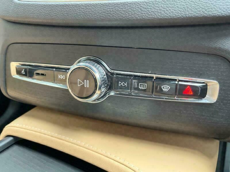 XC90