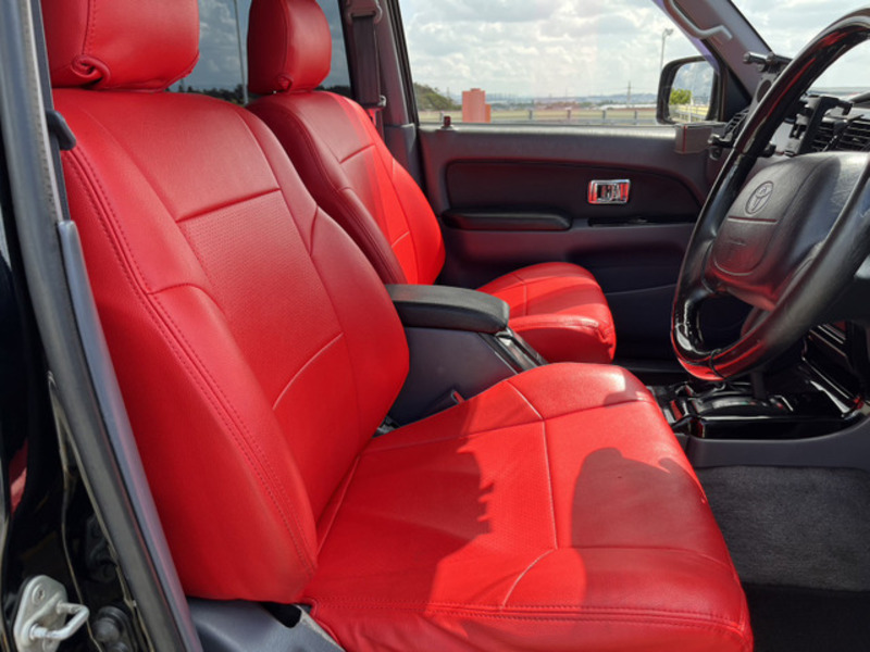 HILUX SURF