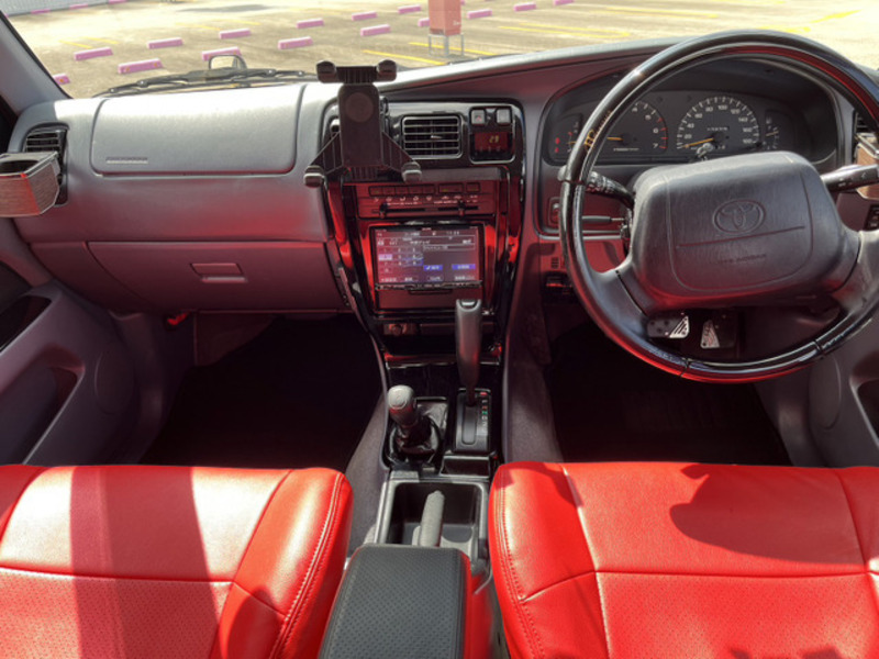 HILUX SURF