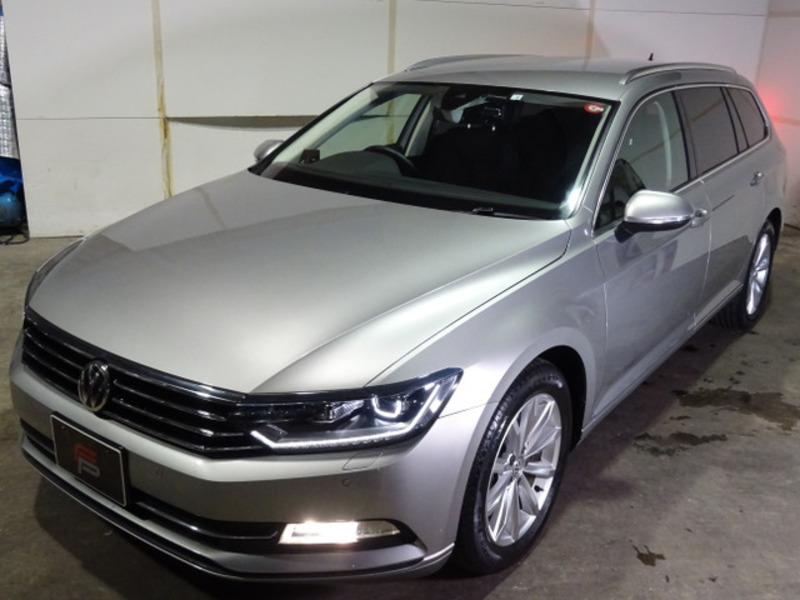 PASSAT VARIANT