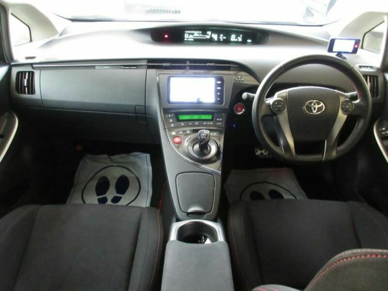 PRIUS-14