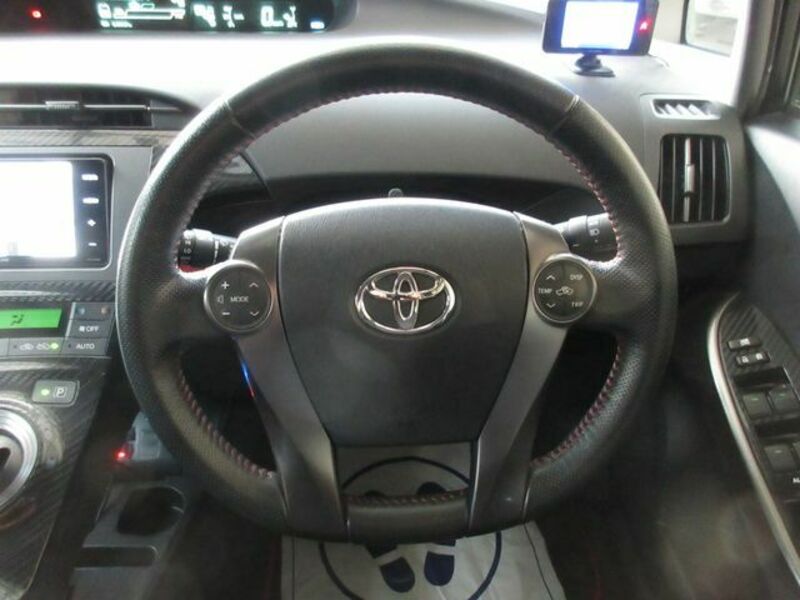 PRIUS-15