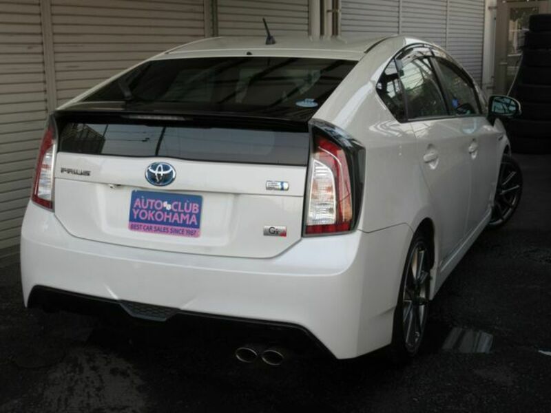 PRIUS-25