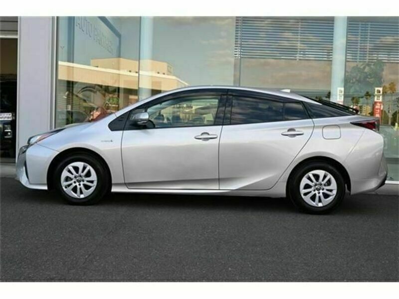 PRIUS-1