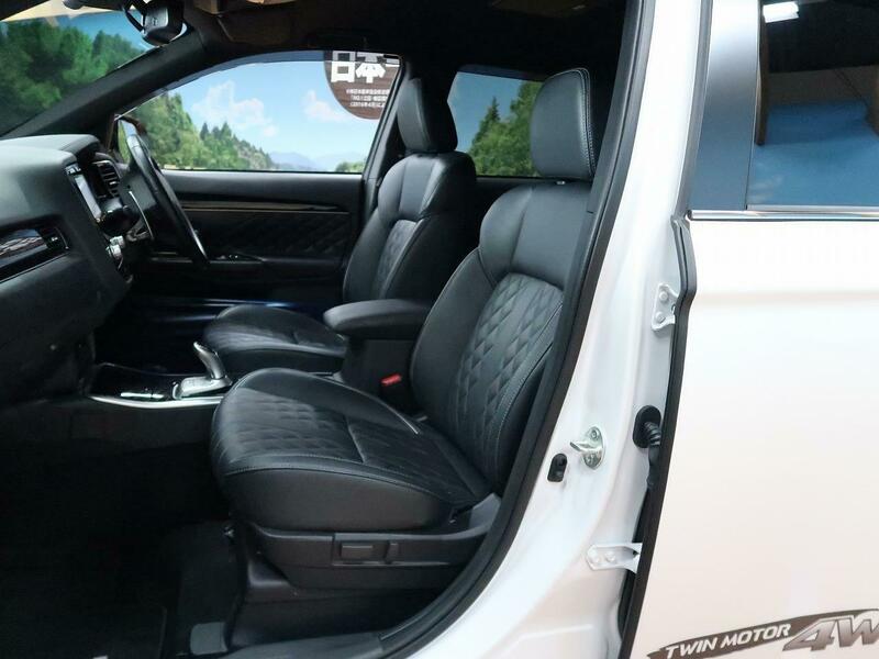 OUTLANDER PHEV