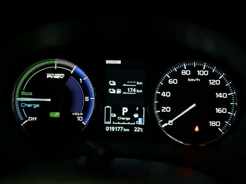 OUTLANDER PHEV
