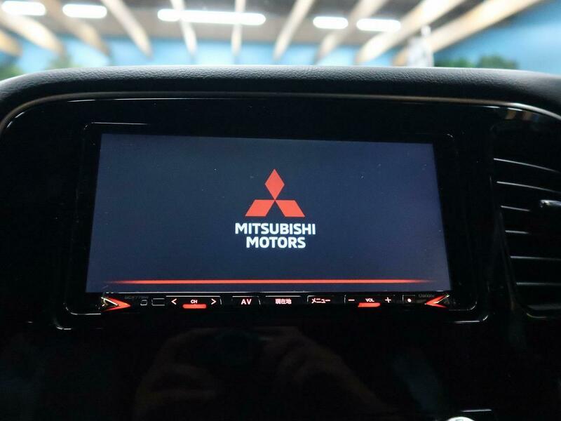 OUTLANDER PHEV