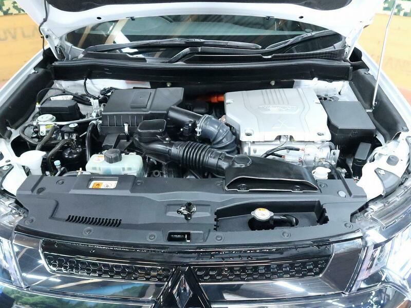 OUTLANDER PHEV