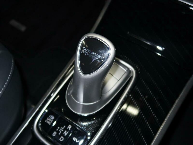 OUTLANDER PHEV