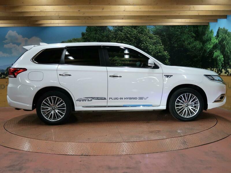 OUTLANDER PHEV
