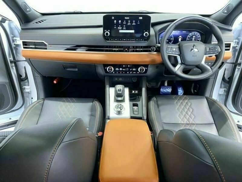 OUTLANDER PHEV