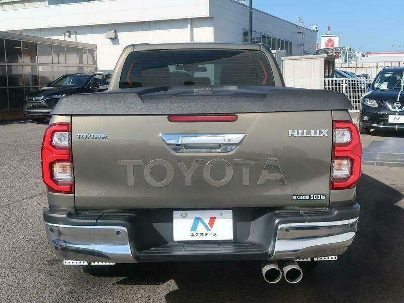 HILUX