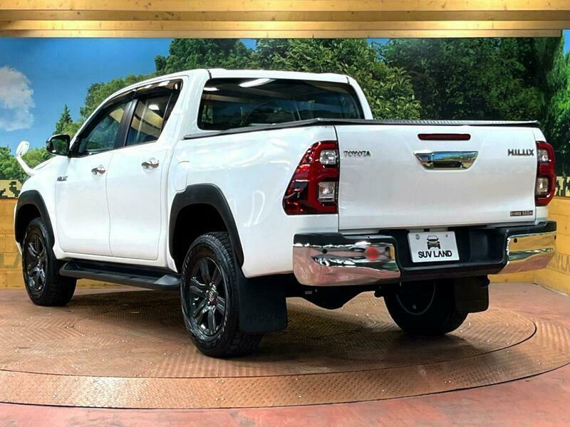 HILUX