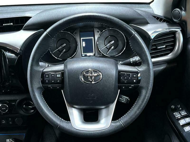 HILUX