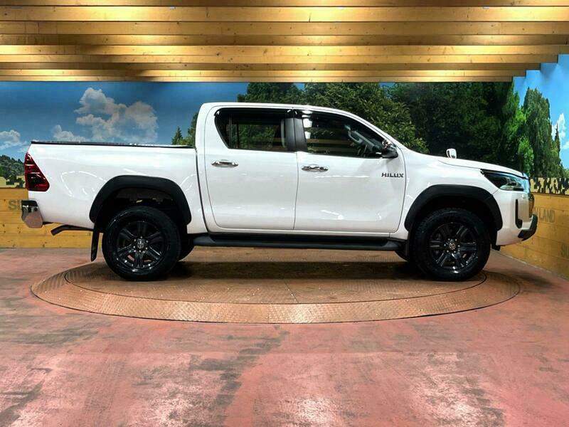 HILUX