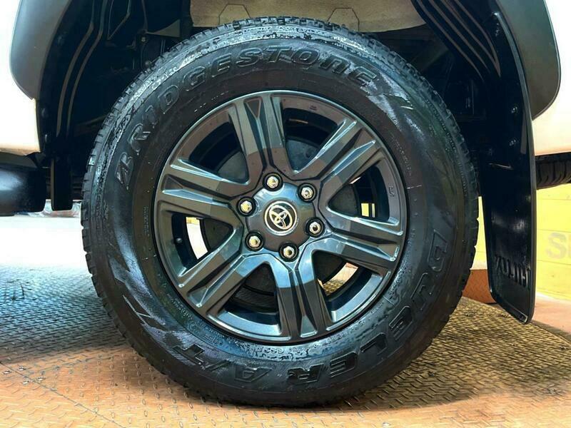 HILUX