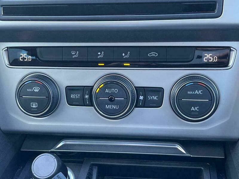 PASSAT VARIANT
