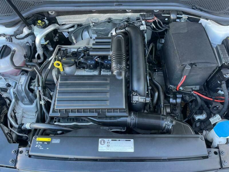 PASSAT VARIANT