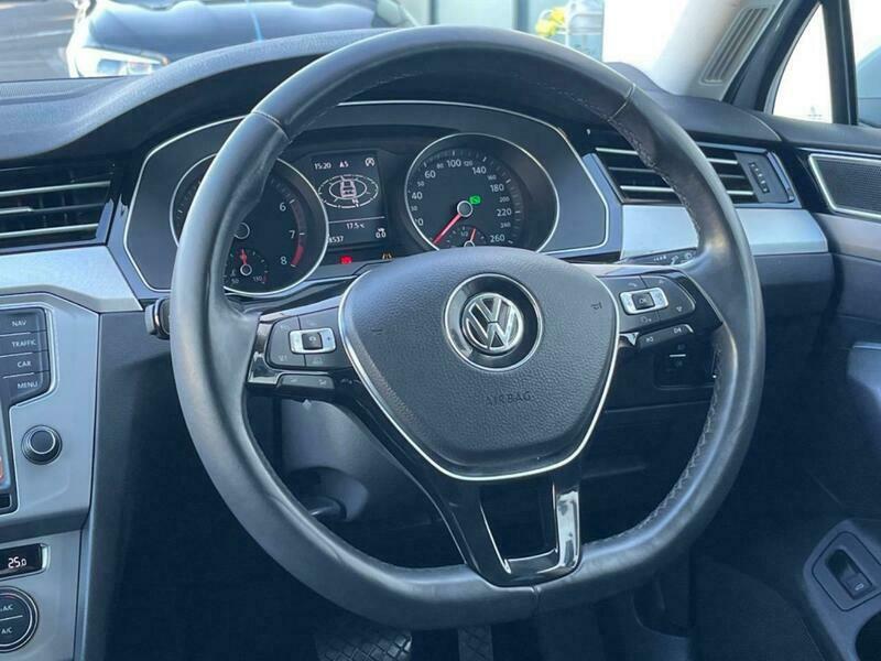 PASSAT VARIANT