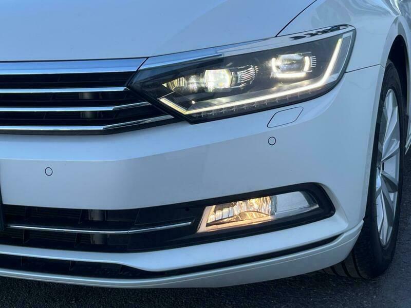 PASSAT VARIANT