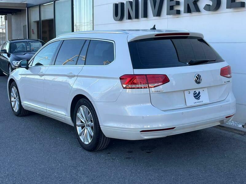 PASSAT VARIANT