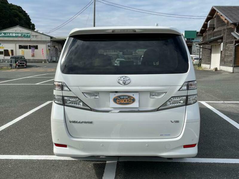 VELLFIRE-10