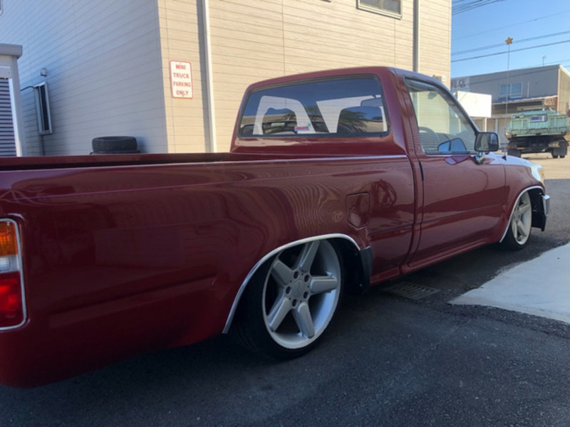 HILUX