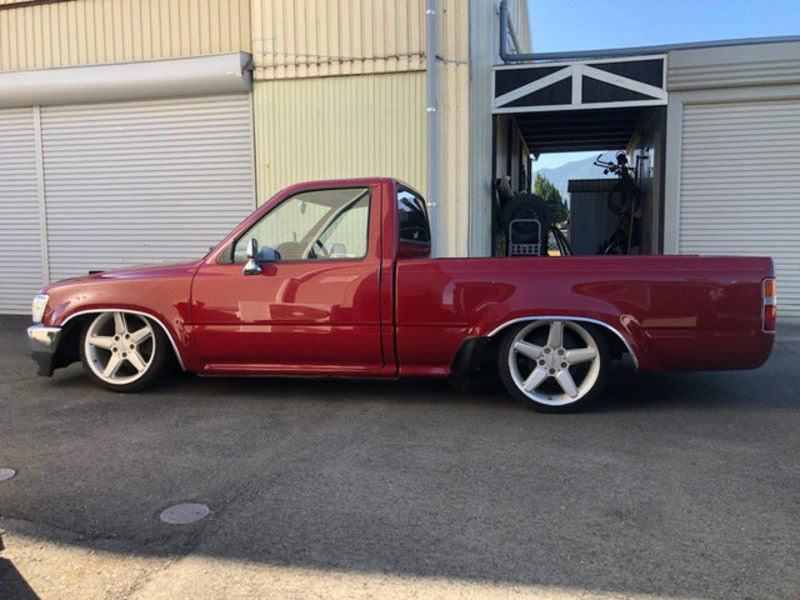 HILUX