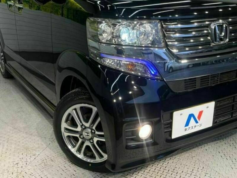 N BOX CUSTOM
