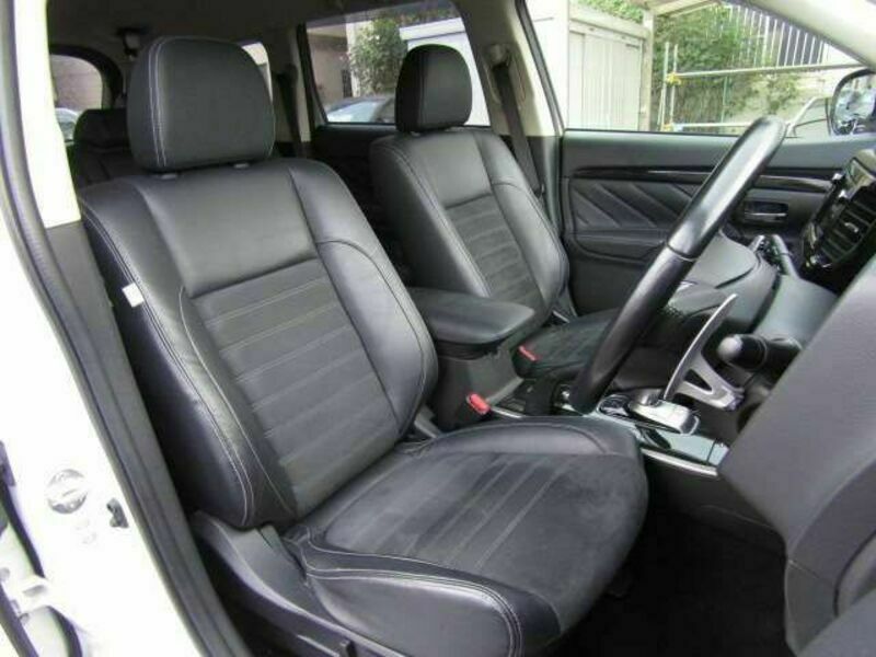 OUTLANDER PHEV
