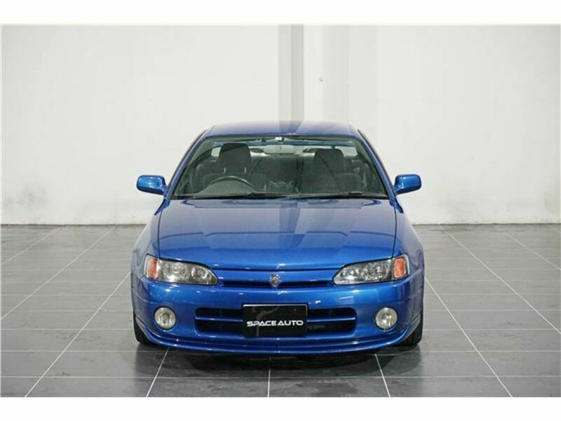 COROLLA LEVIN