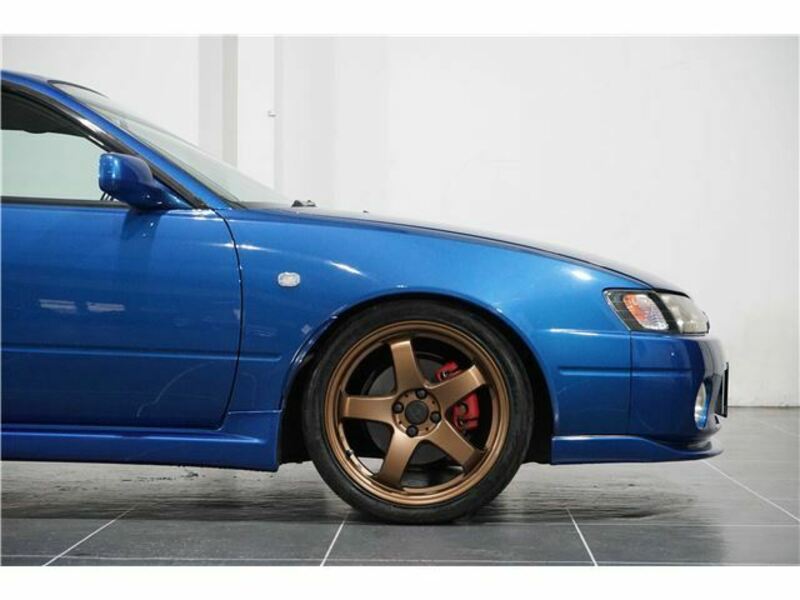 COROLLA LEVIN