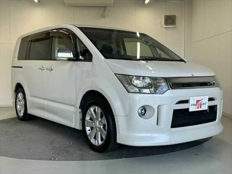 DELICA D5